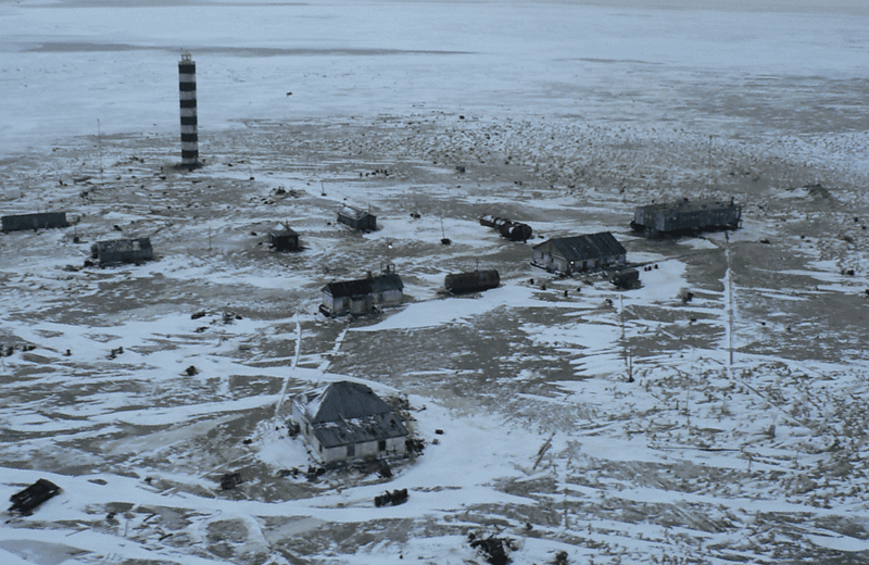Kara sea / Yamalo-Nenets region / Vil'kitskiy lighthouse - aerial pic
Source: [url=http://www.polarpost.ru/forum/viewtopic.php?f=28&p=48088]Polar Post[/url]
Keywords: Russia;Arctic ocean;Kara sea;Gulf of Enisey;Winter;Aerial
