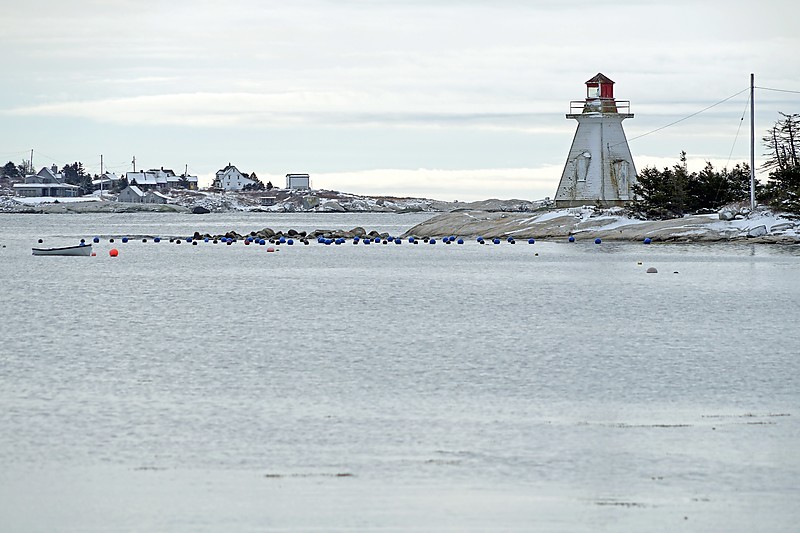 Nova Scotia / Indian Harbour lighthouse
AKA Paddy's Head
Author of the photo: [url=https://www.flickr.com/photos/archer10/] Dennis Jarvis[/url]

Keywords: Nova Scotia;Canada;Atlantic ocean
