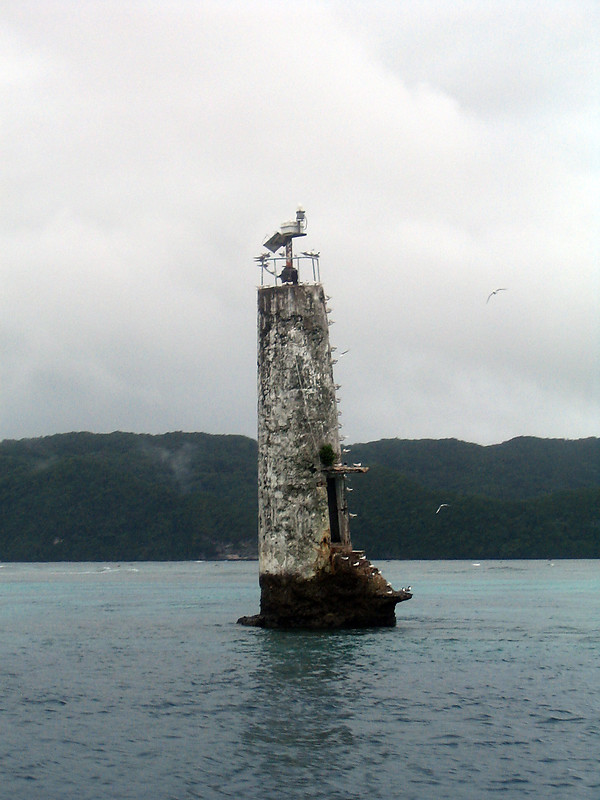 Malakal Pass lighthouse
Author of the photo [url=https://www.flickr.com/photos/arne/994670999/]Arne Kuilman[/url]
Keywords: Palau;Pacific ocean;Offshore