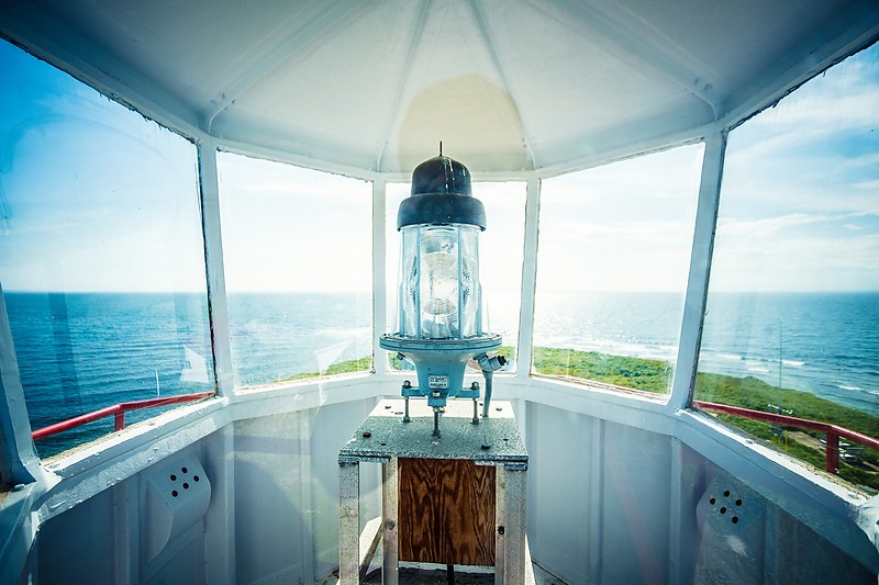 Quebec / Île aux Perroquets lighthouse - lamp
Author of the photo: [url=http://www.chasseurdephares.com/]Patrick Matte[/url]

Keywords: Canada;Quebec;Gulf of Saint Lawrence;Lamp