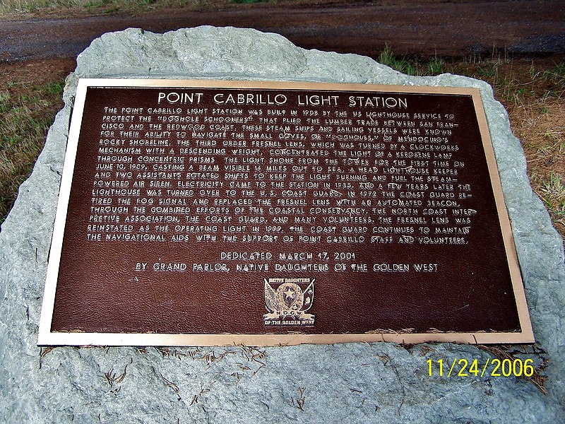 California / Point Cabrillo lighthouse - plate
Author of the photo: [url=https://www.flickr.com/photos/bobindrums/]Robert English[/url]
Keywords: United States;Pacific ocean;California;Plate