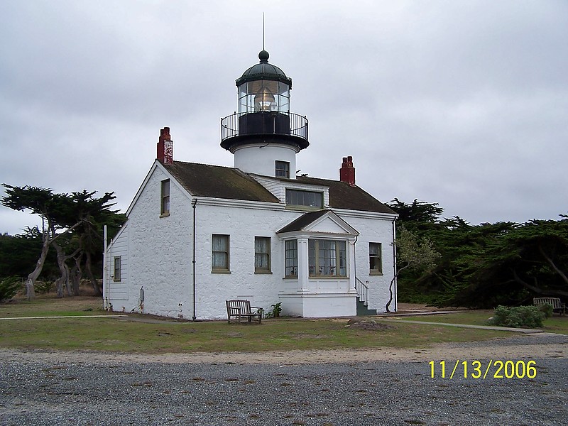 California / Point Pinos lighthouse
Author of the photo: [url=https://www.flickr.com/photos/bobindrums/]Robert English[/url]
Keywords: United States;Pacific ocean;California