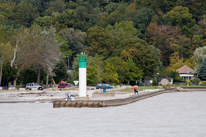 Lake Erie / Port Bruce light
Photo source:[url=http://lighthousesrus.org/index.htm]www.lighthousesRus.org[/url]
Non-commercial usage with attribution allowed
Keywords: Lake Erie;Canada;Ontario;Port Bruce