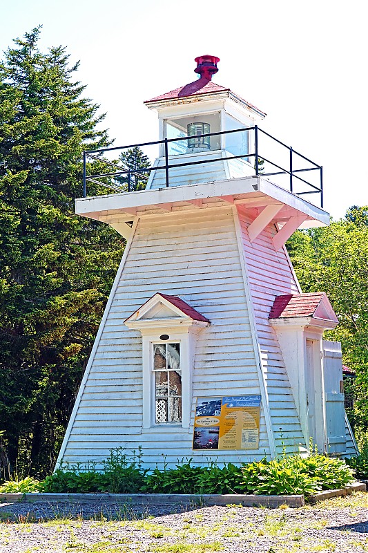 Nova Scotia / Port Greville lighthouse
Author of the photo: [url=https://www.flickr.com/photos/archer10/] Dennis Jarvis[/url]

Keywords: Nova Scotia;Canada;Bay of Fundy