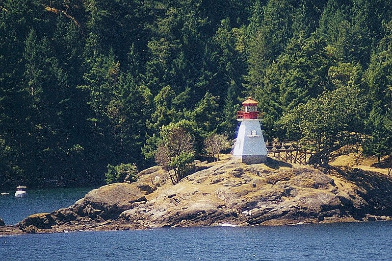 British Columbia / Portlock Point lighthouse
Author of the photo: [url=https://www.flickr.com/photos/larrymyhre/]Larry Myhre[/url]
Keywords: British Columbia;Canada;Prevost island