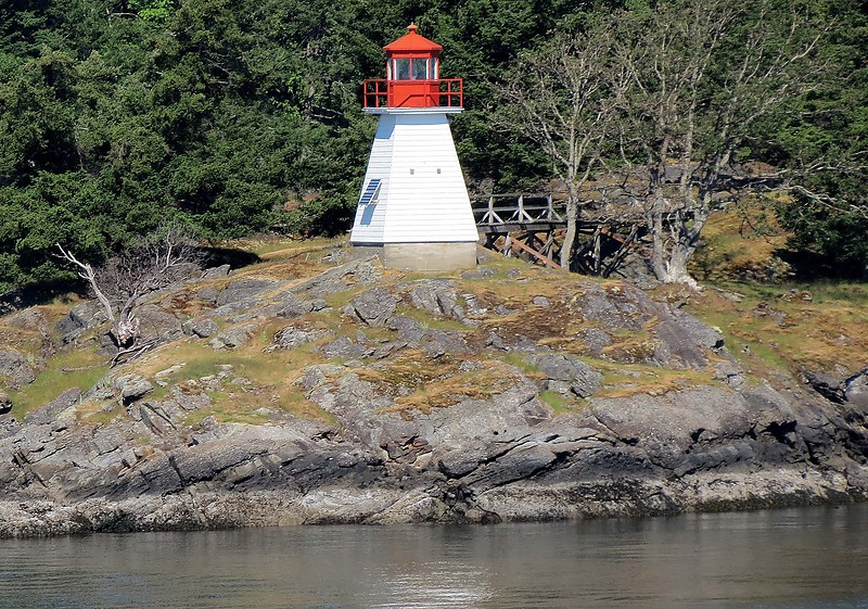 British Columbia / Portlock Point lighthouse
Author of the photo: [url=https://www.flickr.com/photos/21475135@N05/]Karl Agre[/url]
Keywords: British Columbia;Canada;Prevost island