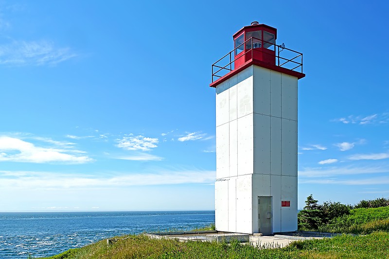 New Brunswick / Quaco Head (3) lighthouse
Author of the photo: [url=https://www.flickr.com/photos/archer10/]Dennis Jarvis[/url]
Keywords: New Brunswick;Canada;Bay of Fundy