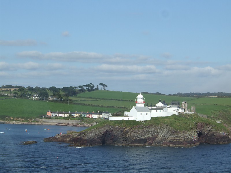Cork / Roches Point Lighthouse
Author of the photo: [url=http://forum.shipspotting.com/index.php?action=profile;u=84952]TYZEF29[/url]
Keywords: Ireland;Celtic sea;Cork