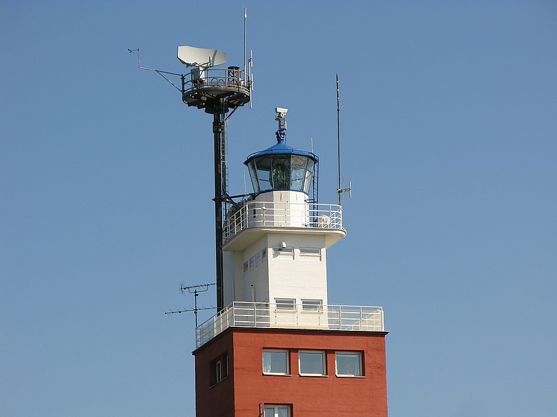 Rauma / Kylmäpihlaja lighthouse - lantern
Author of the photo: [url=https://www.flickr.com/photos/uncle-leo/albums]Leo-seta[/url]
Keywords: Finland;Gulf of Bothnia;Rauma;Lantern
