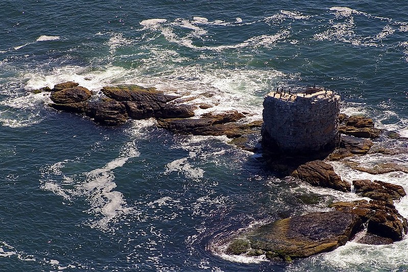 Rhode island / Remnants of Whale rock lighthouse - aerial view
Author of the photo: [url=https://jeremydentremont.smugmug.com/]nelights[/url]

Keywords: Rhode island;United States;Offshore;Atlantic ocean;Aerial