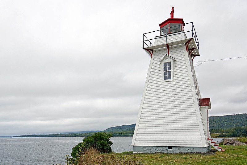 Nova Scotia / Schafner's Point Lighthouse
Author of the photo: [url=https://www.flickr.com/photos/archer10/] Dennis Jarvis[/url]

Keywords: Nova Scotia;Canada;Bay of Fundy