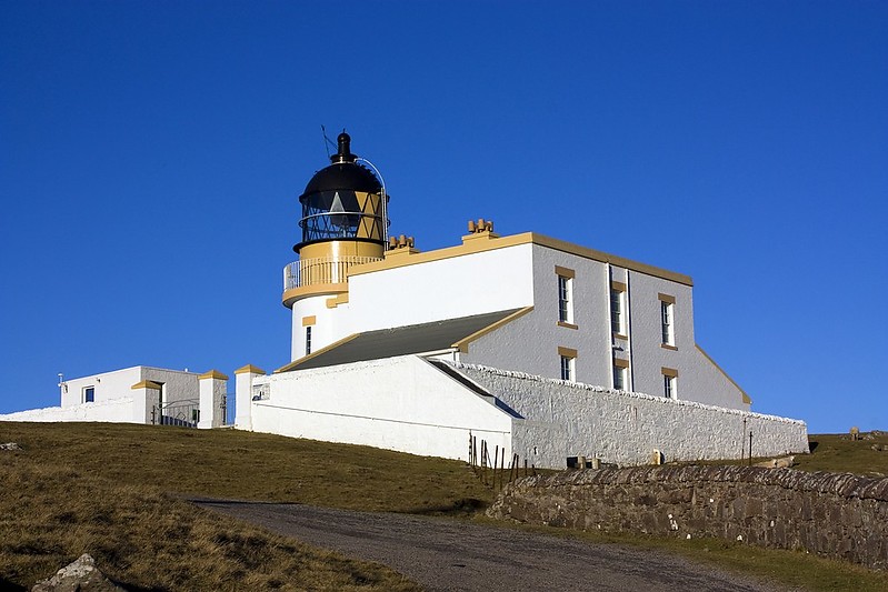  Stoer Head (Rubha St?r) lighthouse
Author of the photo: [url=https://www.flickr.com/photos/34919326@N00/]Fin Wright[/url]

Keywords: Sutherland;Scotland;United Kingdom;North Minch