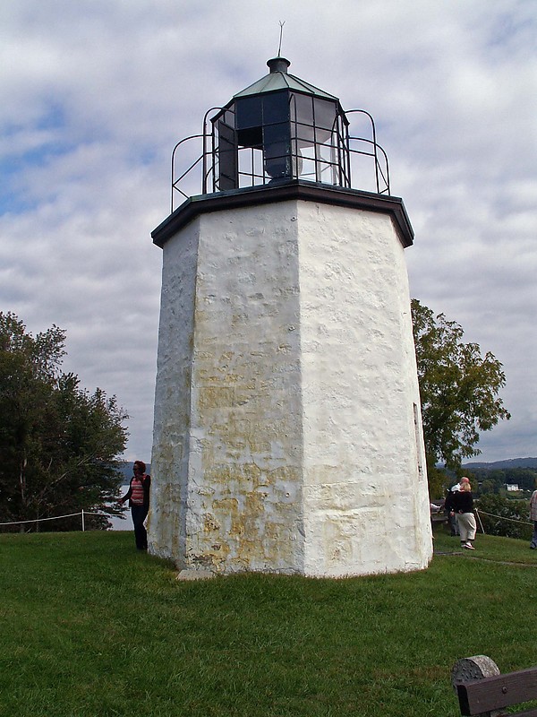 New York / Stony Point lighthouse
Author of the photo: [url=https://www.flickr.com/photos/21475135@N05/]Karl Agre[/url]
Keywords: New York;United States;Hudson