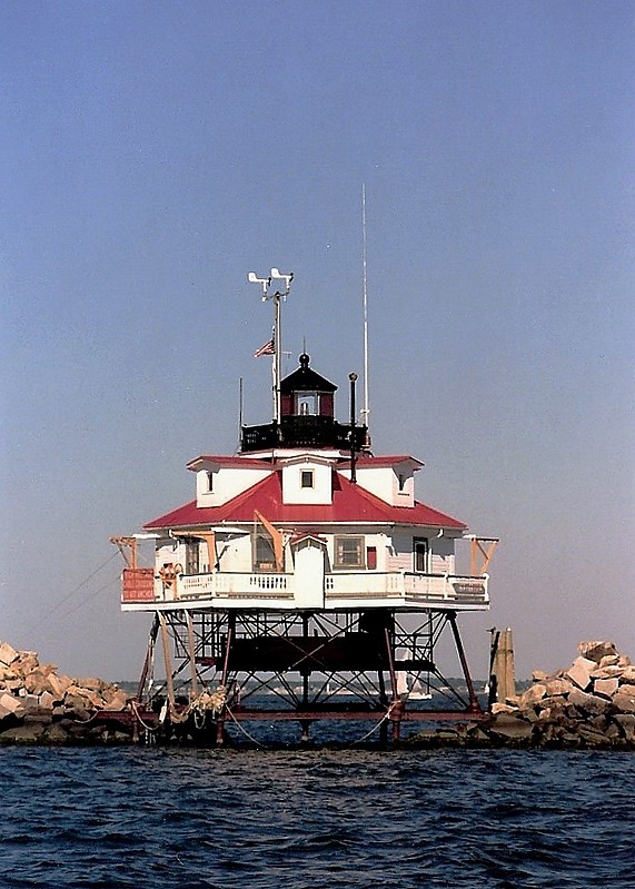 Maryland / Annapolis County / Chesapeake Bay / Thomas Shoal Point Lighthouse
Photo 1989
Author of the photo:[url=https://www.flickr.com/photos/lighthouser/sets]Rick[/url]

Keywords: Maryland;Annapolis;Chesapeake Bay;Offshore