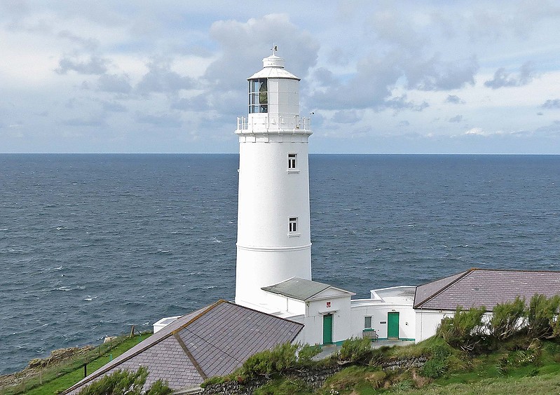 Trevose Head Lighthouse
Author of the photo: [url=https://www.flickr.com/photos/21475135@N05/]Karl Agre[/url]              
Keywords: Cornwall;England;United Kingdom;Celtic sea