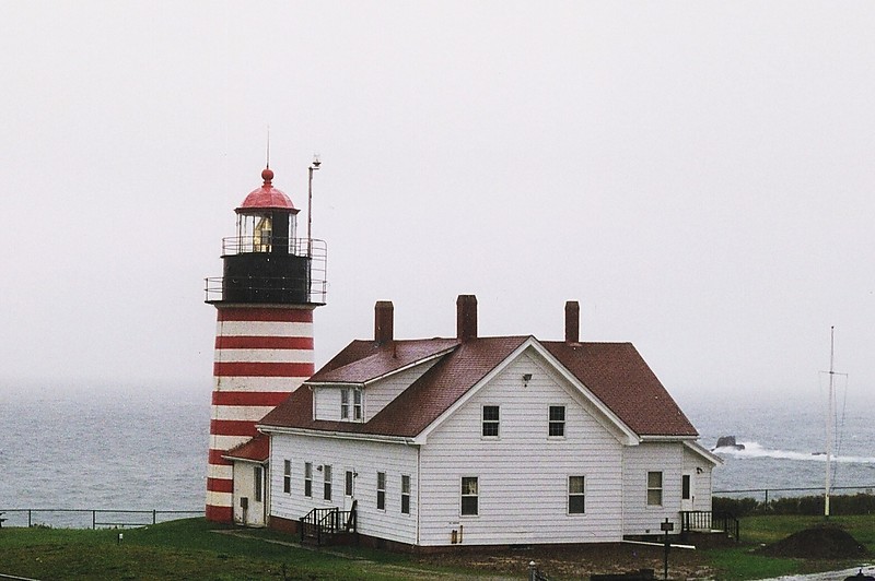 Maine / West Quoddy Head lighthouse
Author of the photo: [url=https://www.flickr.com/photos/larrymyhre/]Larry Myhre[/url]

Keywords: Maine;United States;Atlantic ocean