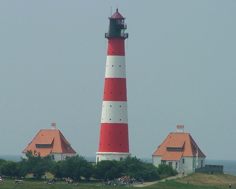 North Sea / Schleswig-Holstein / Eiderstedt Peninsula / Westerheversand Lighthouse
Author of the photo: [url=https://www.flickr.com/photos/larrymyhre/]Larry Myhre[/url]

Keywords: Germany;North sea;Schleswig-Holstein