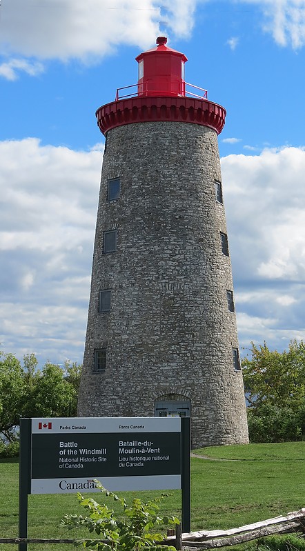 Saint Lawrence river / Windmill Point lighthouse
Author of the photo: [url=https://www.flickr.com/photos/21475135@N05/]Karl Agre[/url]
Keywords: Saint Lawrence river;Ontario;Canada