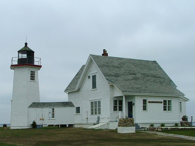 Massachusetts / Cape Cod / Wings Neck lighthouse
Author of the photo: [url=https://www.flickr.com/photos/larrymyhre/]Larry Myhre[/url]

Keywords: Massachusetts;Cape Cod;United States;Buzzards Bay