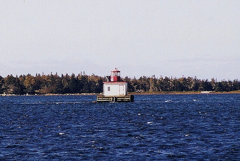 Nova Scotia / Woods Harbour lighthouse
Author of the photo: [url=https://www.flickr.com/photos/larrymyhre/]Larry Myhre[/url]

Keywords: Nova Scotia;Atlantic ocean;Canada;Offshore
