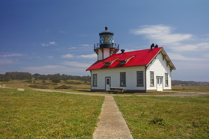 California / Point Cabrillo lighthouse
Author of the photo: [url=https://jeremydentremont.smugmug.com/]nelights[/url]
Keywords: United States;Pacific ocean;California