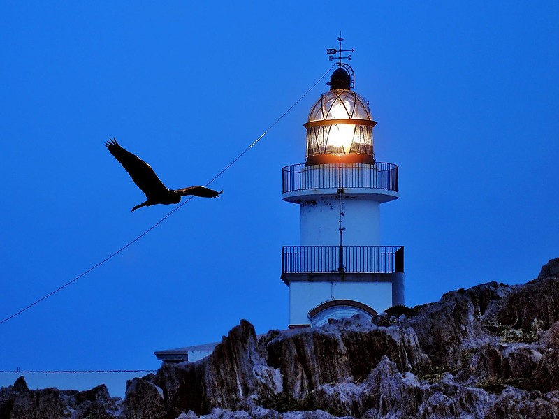 Cabo Creus lighthouse
Author of the photo: [url=https://www.flickr.com/photos/69793877@N07/]jburzuri[/url]

Keywords: Mediterranean sea;Spain;Catalonia;Girona;Night