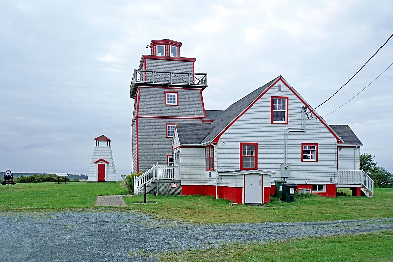 Nova Scotia / La Have lighthouse
Author of the photo: [url=https://www.flickr.com/photos/archer10/]Dennis Jarvis[/url]
Keywords: Nova Scotia;Canada;Atlantic ocean