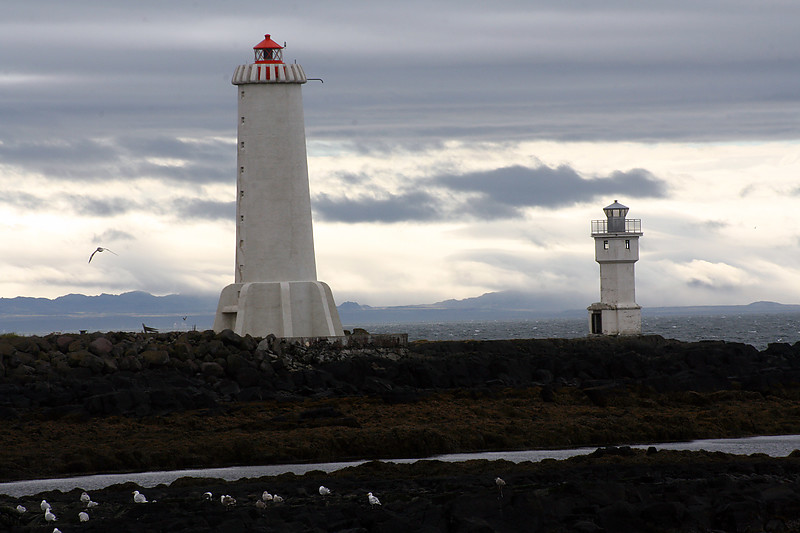Akranes lighthouses - new (left) and old (right)
Photo Ian Coldicott
Keywords: Akranes;Iceland;Atlantic ocean