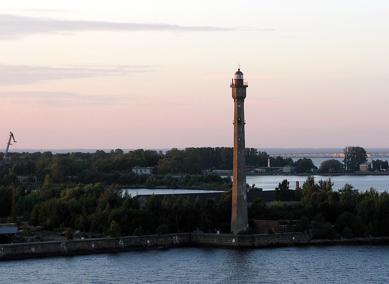 Saint-Petersburg / Lomonosovskiy Kanal lighthouse
Author of the photo: [url=http://fotki.yandex.ru/users/semper-scifi/]semper-scifi[/url]
Keywords: Kronshtadt;Russia;Gulf of Finland