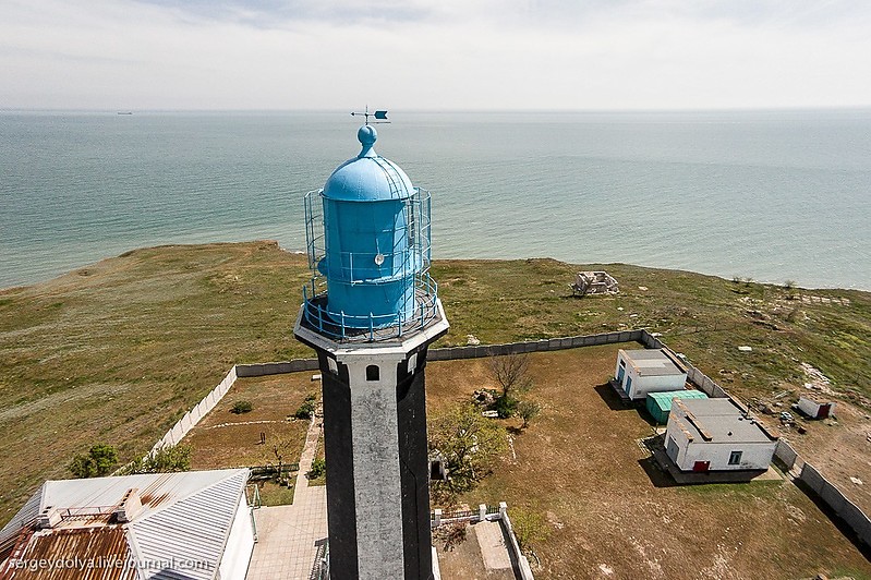 Kyz-Aul lighthouse - lantern
Author of the photo: [url=http://sergeydolya.livejournal.com/]Sergey Dolya[/url]

Keywords: Crimea;Black sea;Aerial;Lantern;Russia
