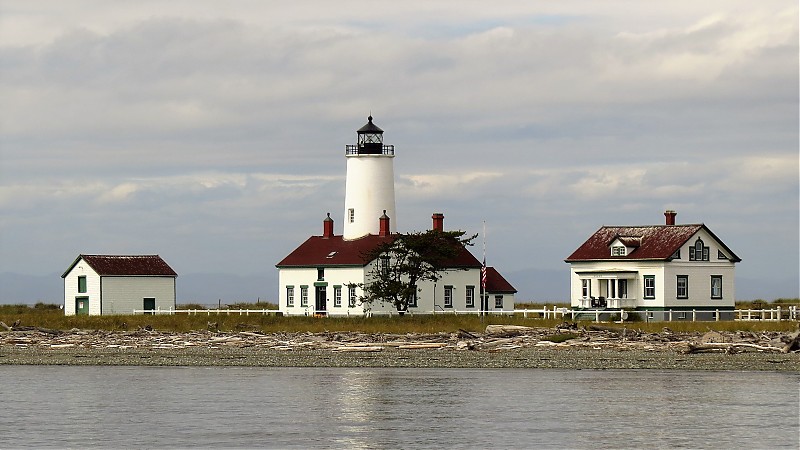 Washington / New Dungeness lighthouse
Author of the photo: [url=https://www.flickr.com/photos/larrymyhre/]Larry Myhre[/url]
Keywords: Strait of Juan de Fuca;Washington;United States