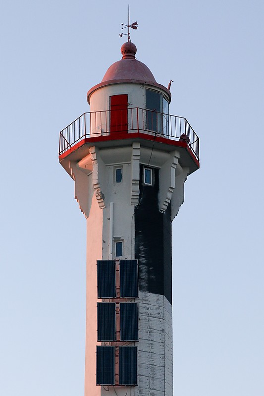 Saint-Petersburg / Morskoy Kanal Rear lighthouse - lantern
Author of the photo: [url=http://fotki.yandex.ru/users/winterland4/]Vyuga[/url]
Keywords: Saint-Petersburg;Gulf of Finland;Russia;Offshore;Lantern