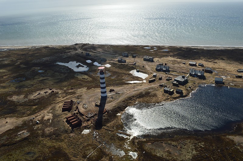 White sea / Morzhovets island lighthouse - aerial view
AKA Morzhovskiy
Author of the photo: [url=http://www.moya-planeta.ru/clubmembers/view/12218/]Alexandr Oboimov[/url]
Keywords: White sea;Russia;Aerial