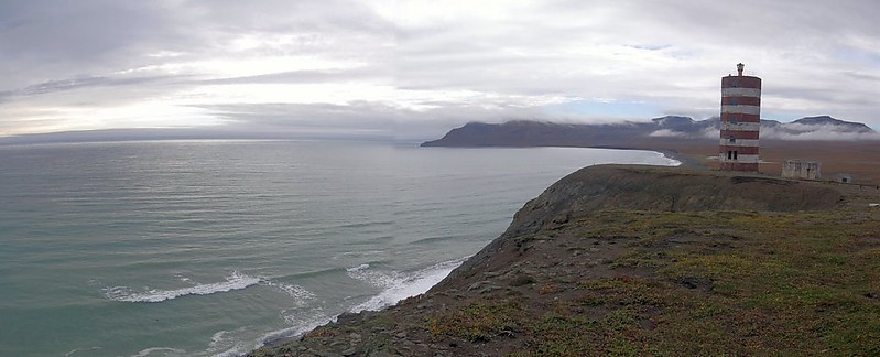 Chukotka / Cape Navarin lighthouse
Photo by [url=http://basov-chukotka.livejournal.com]Evgeny Basov[/url]
Keywords: Chukotka;Bering sea;Russia