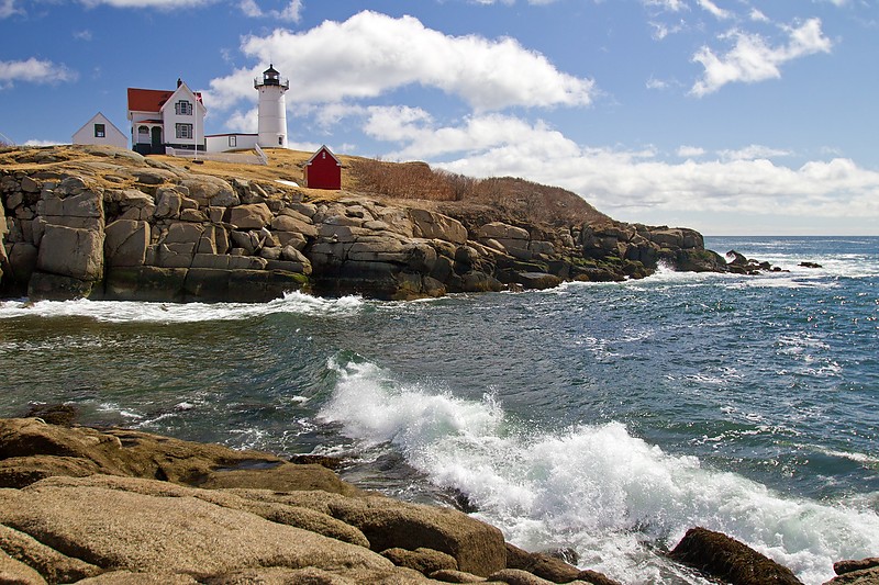 Maine / Cape Neddick (Nubble) Lighthouse
Author of the photo: [url=https://jeremydentremont.smugmug.com/]nelights[/url]

Keywords: Maine;United States;Atlantic ocean