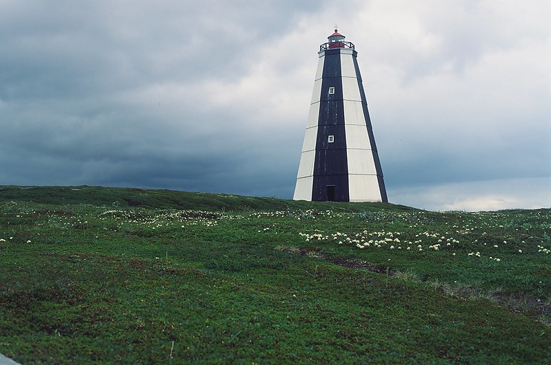 White sea / Nikodimskiy lighthouse
Author of the photo: [url=https://www.flickr.com/photos/matseevskii/]Yuri Matseevskii[/url]

Keywords: White sea;Russia;Kola peninsula