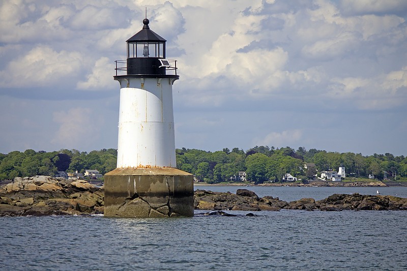 Massachusetts / Fort Pickering lighthouse
Author of the photo: [url=https://jeremydentremont.smugmug.com/]nelights[/url]
Keywords: United States;Massachusetts;Atlantic ocean;Salem