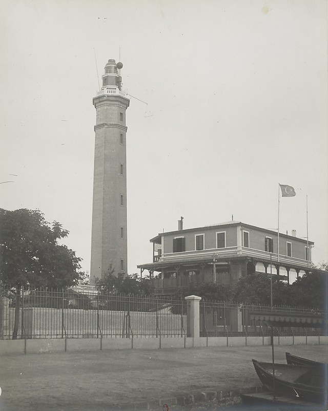 Port Said lighthouse - historic photo
Between 1900-1910
Keywords: Egypt;Port Said;Mediterranean sea;Historic