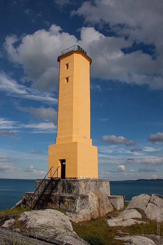 Barents sea / Vyevnavolok lighthouse
Author of the photo: [url=https://vk.com/samitay]Dimas Samitay[/url]
Keywords: Barents sea;Russia