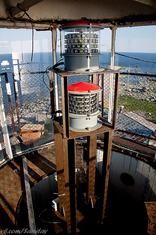 Gulf of Finland / Rodsher lighthouse - lamp
Author of the photo: [url=https://vk.com/samitay]Dimas Samitay[/url]
Keywords: Gulf of Finland;Russia;Lamp