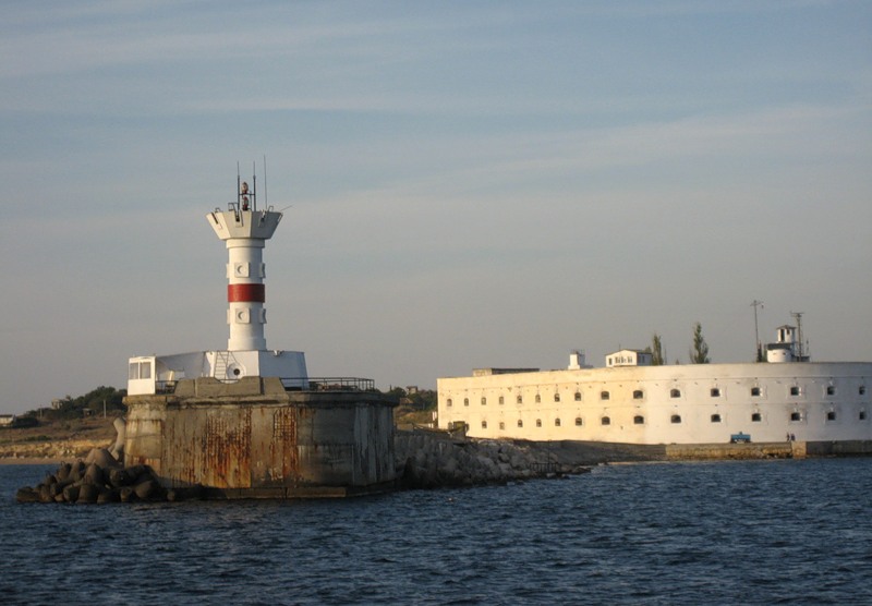Sevastopol / North Mole lighthouse
Author of the photo: [url=http://fotki.yandex.ru/users/semper-scifi/]semper-scifi[/url]
Keywords: Crimea;Sevastopol;Black Sea;Russia
