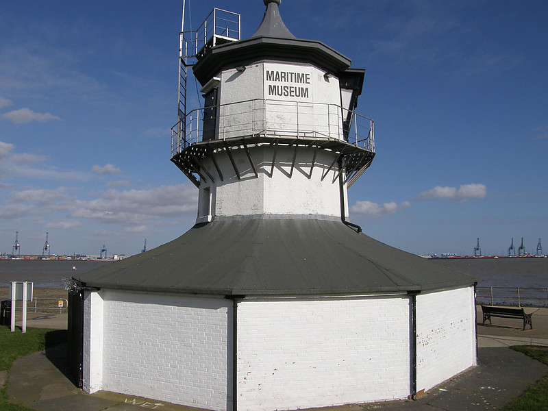 Harwich Low Lighthouse
     
Keywords: United Kingdom;North sea;Harwich