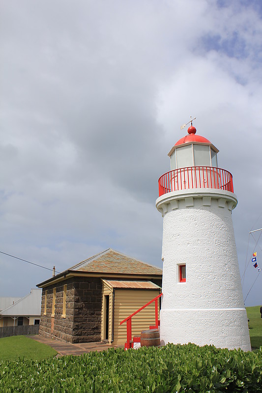 Lady Bay Top Lighthouse
Keywords: Victoria;Australia;Southern ocean;Warrnambool