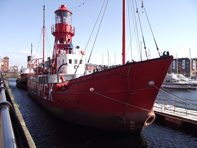 Trinity House lightship 91 (LV 91) Helwick station
Now in Swansea Marina with the Museum
Keywords: Swansea;Wales;United Kingdom;Bristol channel;Lightship