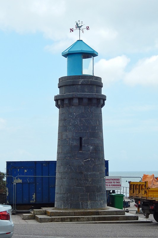 Devon / Teignmouth harbour lighthouse
Keywords: Devon;Teignmouth;English channel;England;United Kingdom