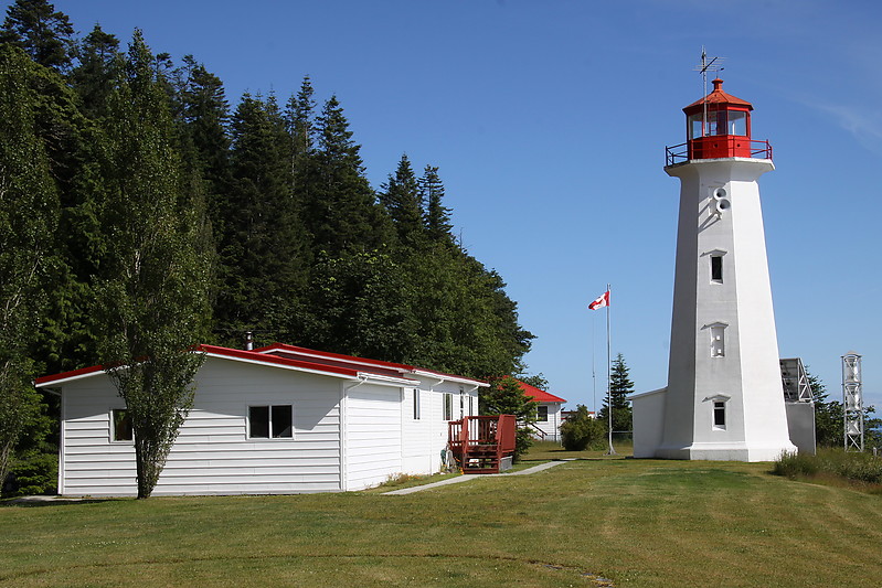 Cape Mudge Lighthouse
Cape Mudge Lighthouse is located on the south end of Quadra Island in British Columbia, Canada
Keywords: Canada;British Columbia;Quadra