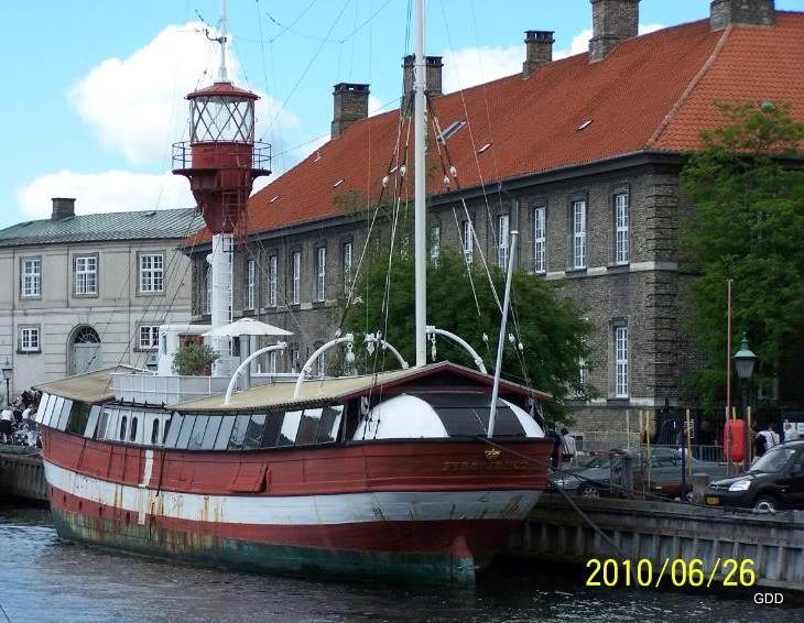 Copenhagen / Fyrskib nr. XI
Built in 1895
Keywords: Copenhagen;Denmark;Oresund;Lightship
