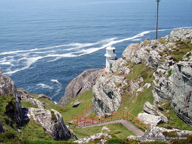 Munster / County Cork / Bantry Region - Toureen / Sheep`s Head Lighthouse
Keywords: Ireland;Atlantic ocean;Munster