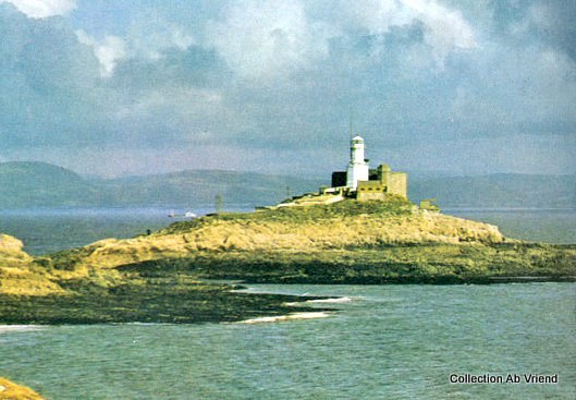 Bristol Channel / Swansea Region / Mumbles Lighthouse
Built in 1794!
Keywords: Swansea;Wales;United Kingdom;Bristol channel
