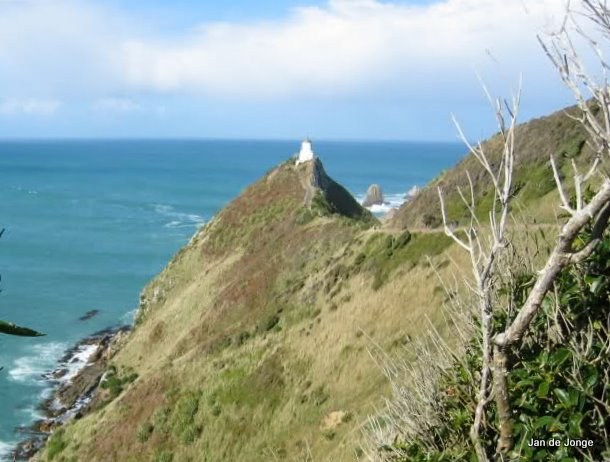 South Island / Dunedin-Otago Region / Nugget Point Lighthouse
Built in 1869
Keywords: New Zealand;Pacific ocean
